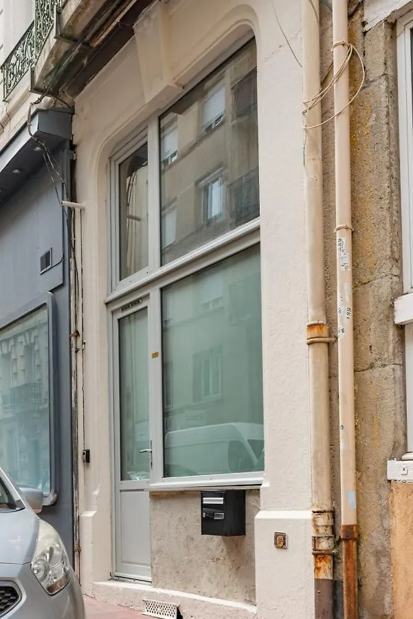 APPARTHOTEL le Charmant Saint-Etienne  Appartement Saint-Etienne (Loire)