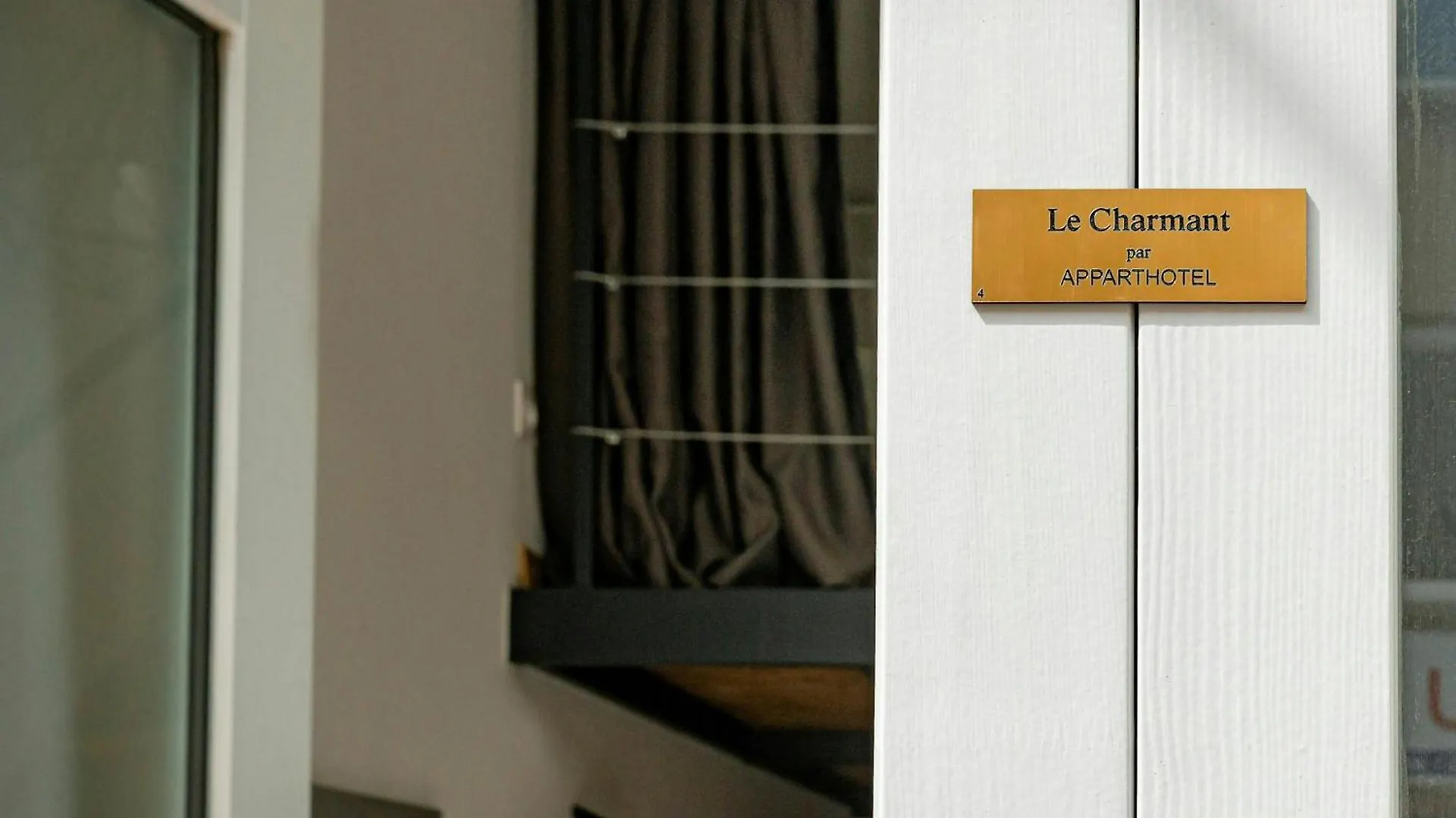 Appartement APPARTHOTEL le Charmant Saint-Etienne  France